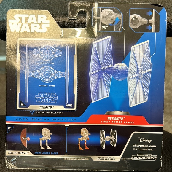 Star Wars Launch Edition Squadron - Picture 2 of 3